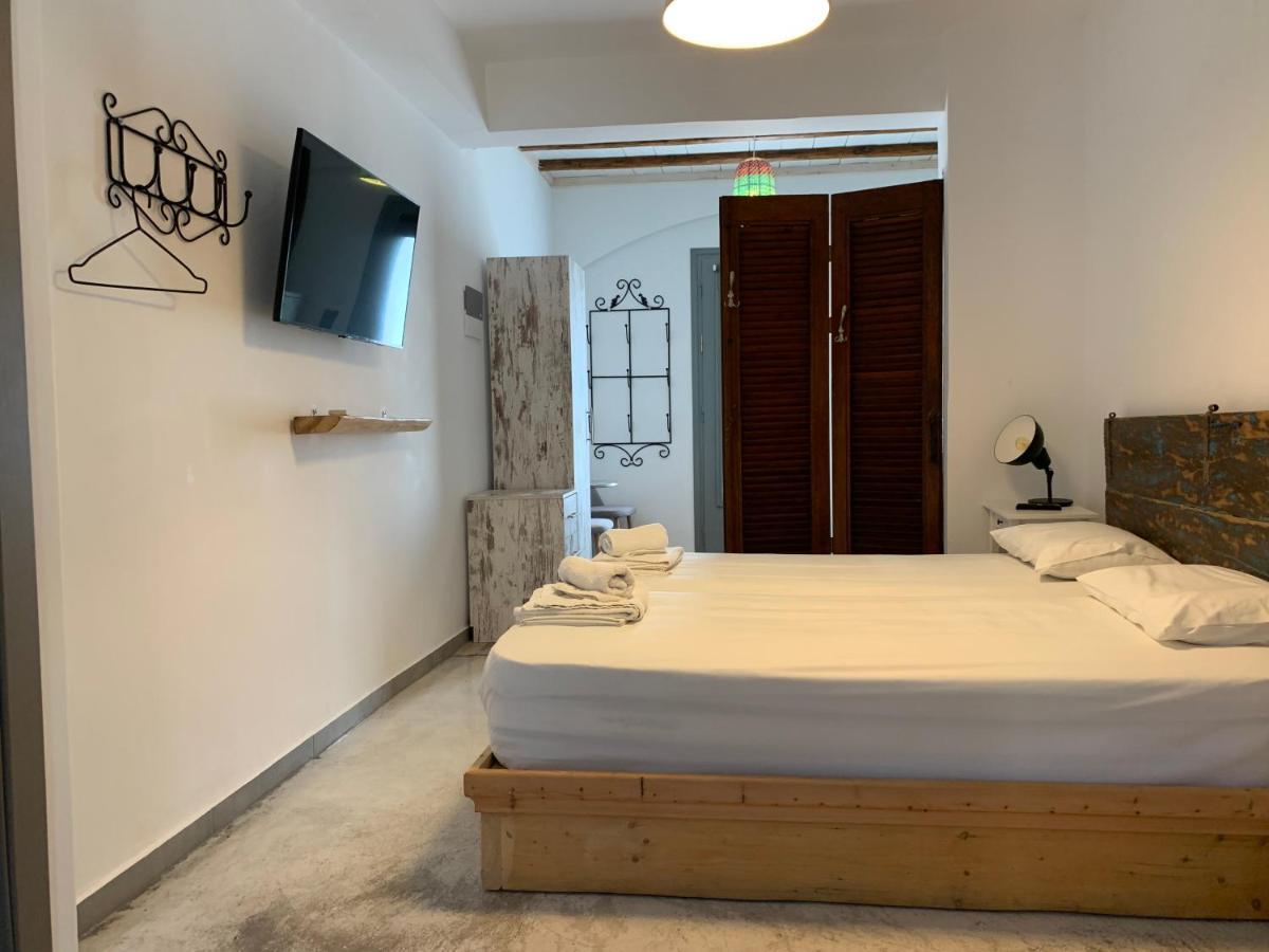 Condillia Central Apartment Spetses Town Exterior photo