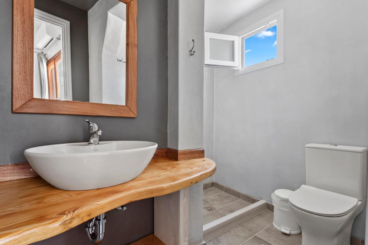 Condillia Central Apartment Spetses Town Exterior photo